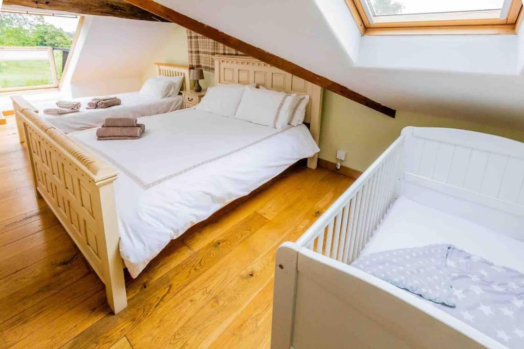 Four Bed Barn Conversion Junction 37 38 M1 Barnsley Exterior photo